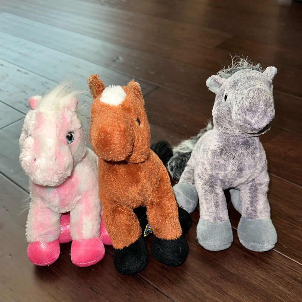 Webkinz horses
